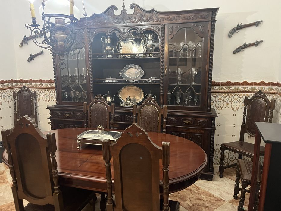 Sala de jantar completa