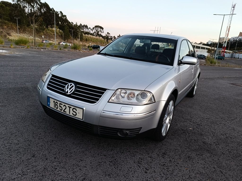 VW Passat Highline 1.9TDI 130cv - Nacional - 2002