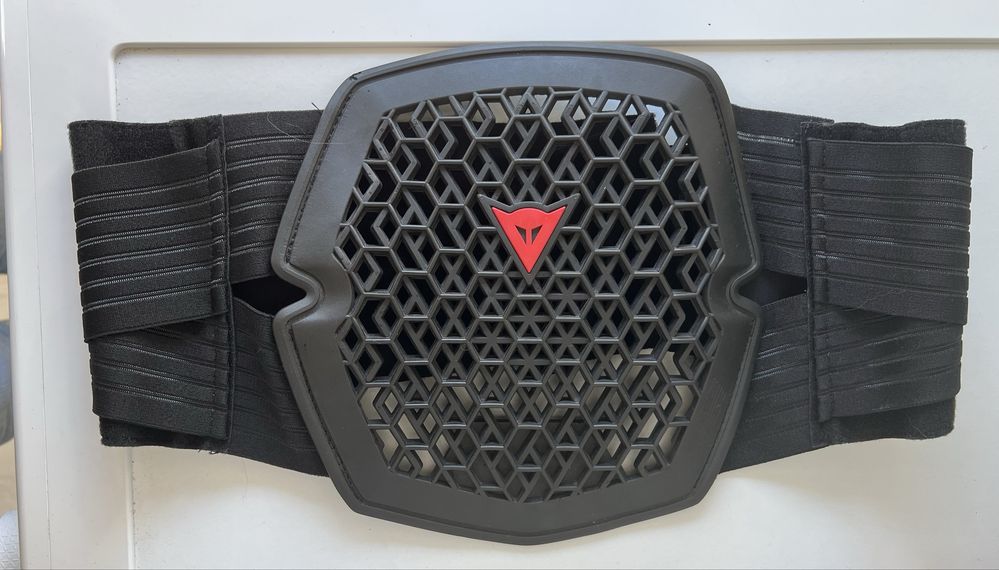 Proteção Lombar da DAINESE, pouco uso.
