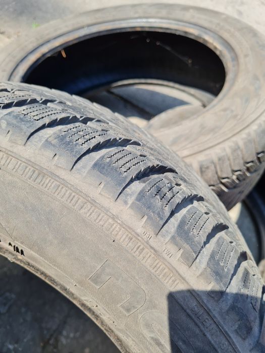 Sprzedam używane Opony zimowe marki Nokian 205/55 16 cali