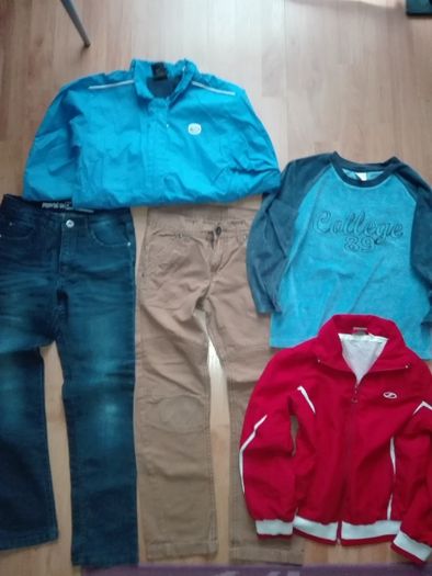 duży zestaw ubrań dla chłopca kurtki spodnie bluzy