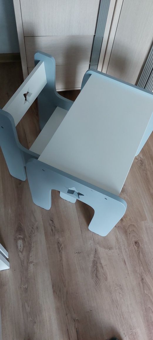 Stoliczek plus krzesełko dla dziecka