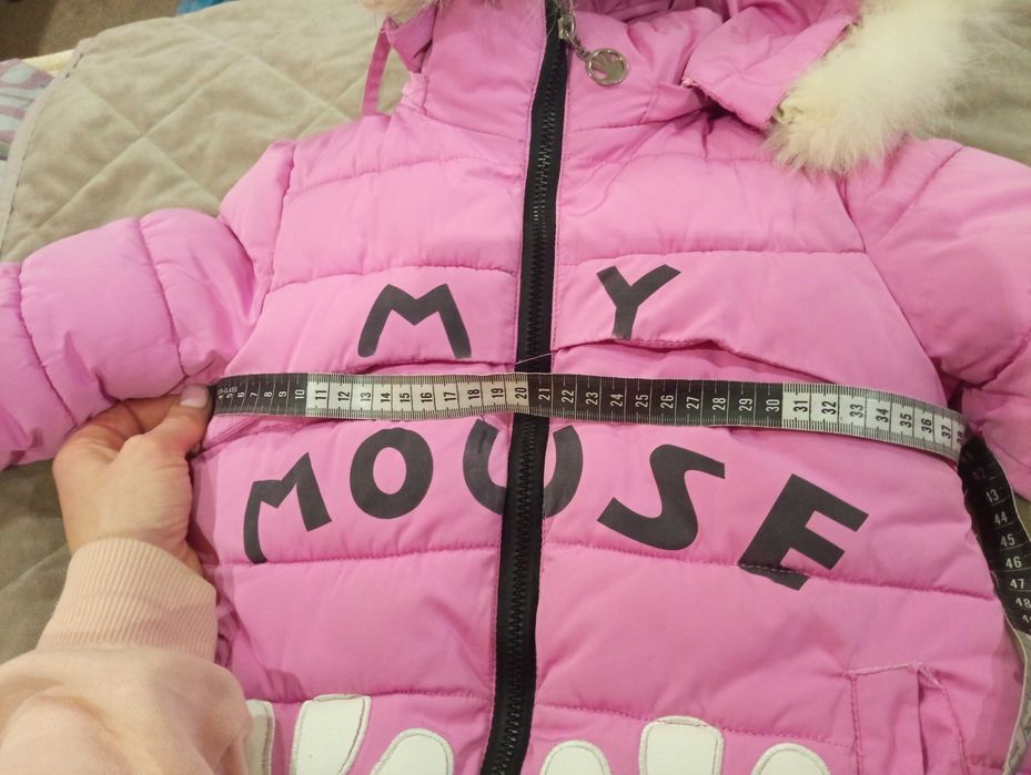 Куртка на дівчинку 110