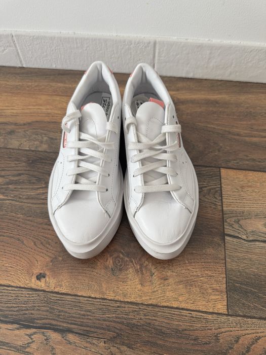 Кросівки шкіряні кеди adidas 37 розмір