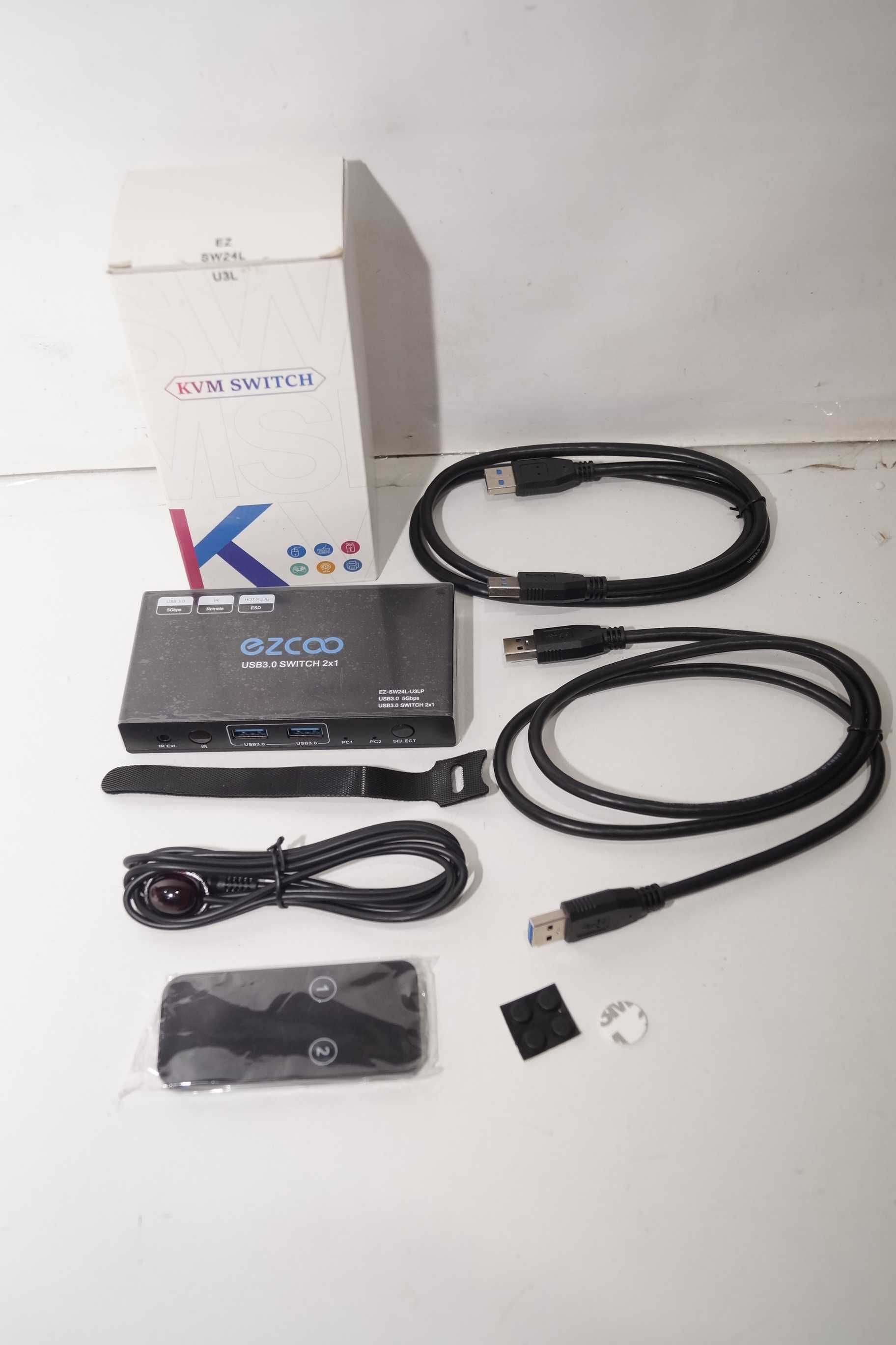 Switch USB 3.0 wyjścia 2w4 pilot zdalnego sterowania przełącznik KVM