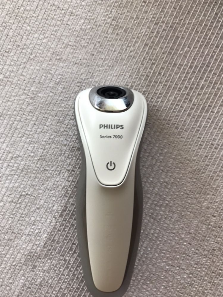 Golarka  Philips series 7000