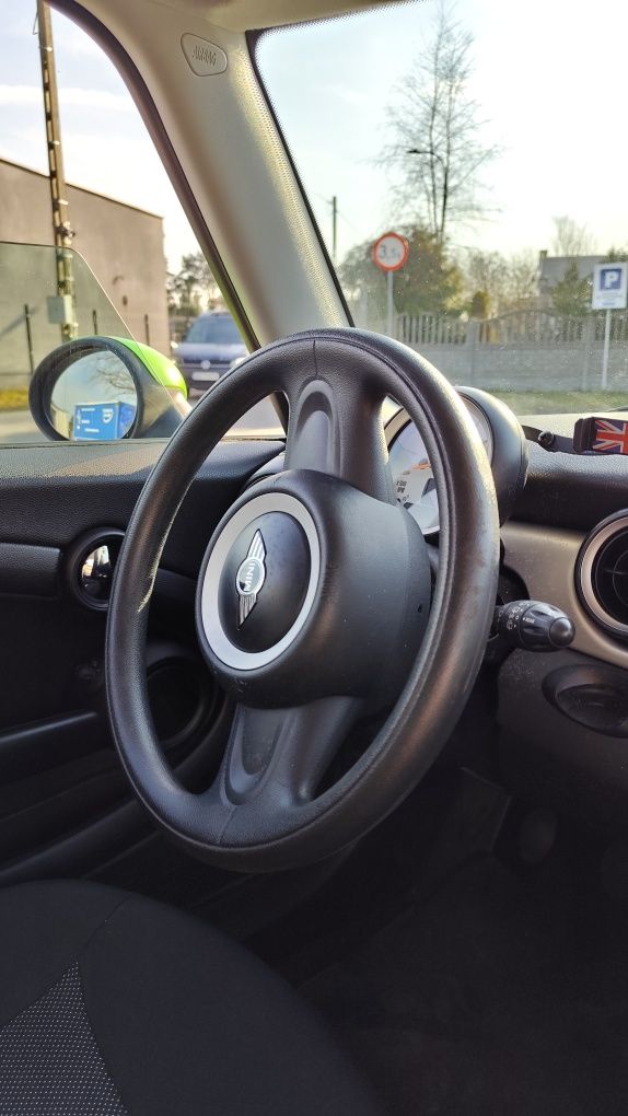 Mini Cooper 1,4  2010r