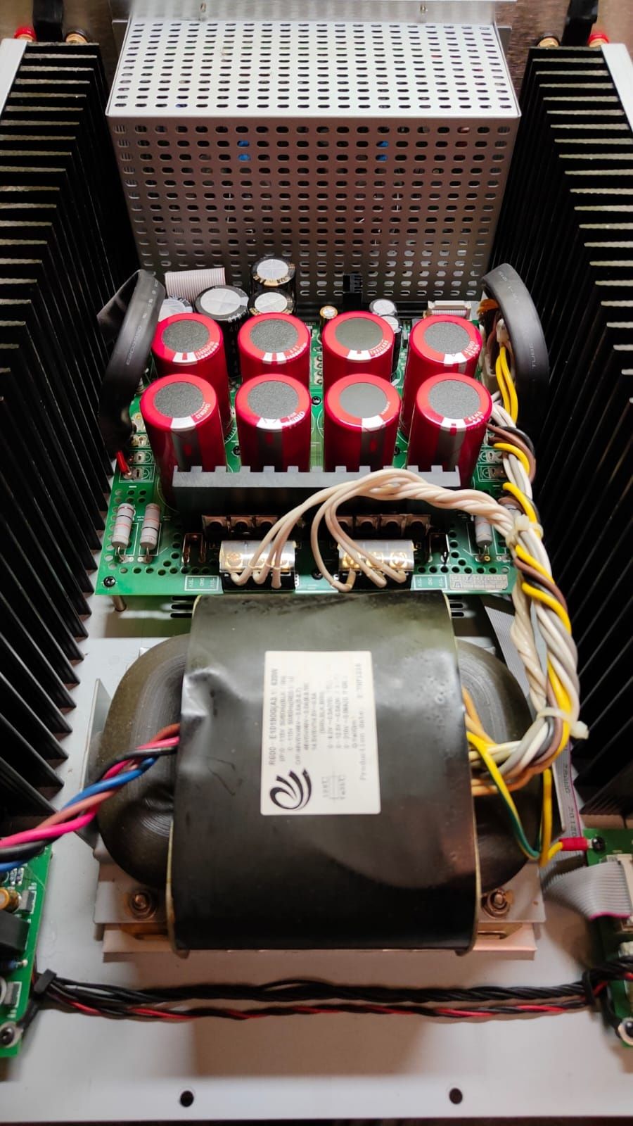 Shanling  A3.1 wzmacniacz stereo hybrydowy
