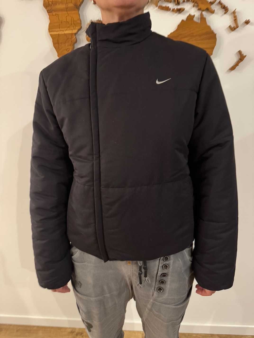 Kurtka  NIKE roz. L Czarna