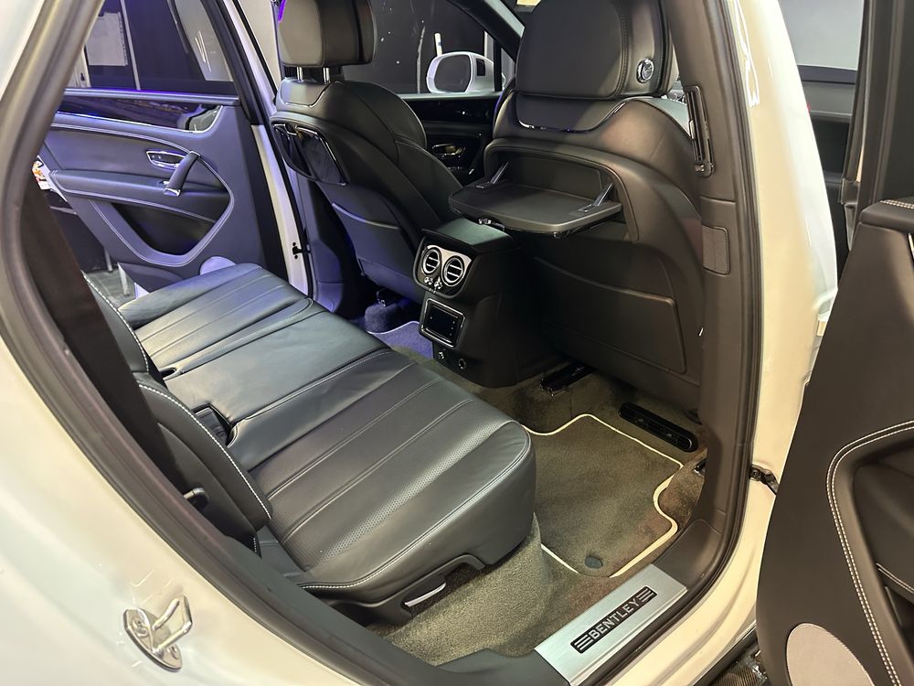 Bentley Bentayga Mulliner 6.0l W12 608KM