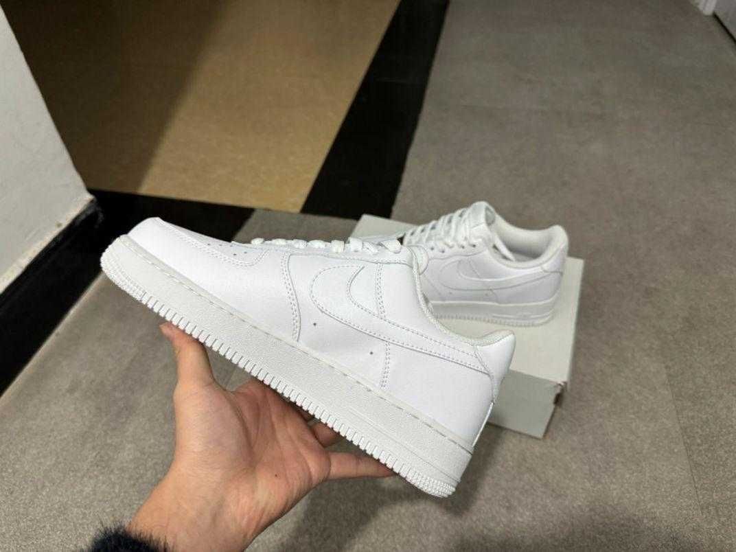 Nike Air Force 1 Low‘07 White  45