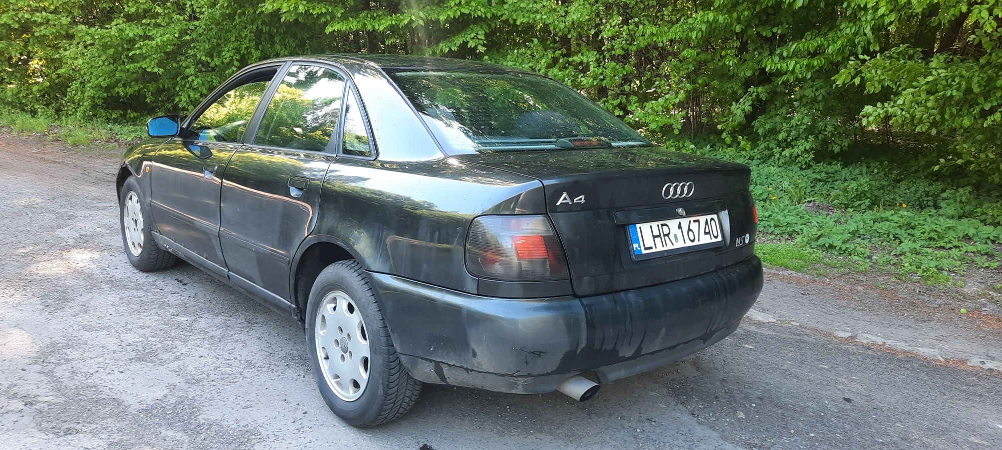 Audi a4 1.8 z gazem I opłatami