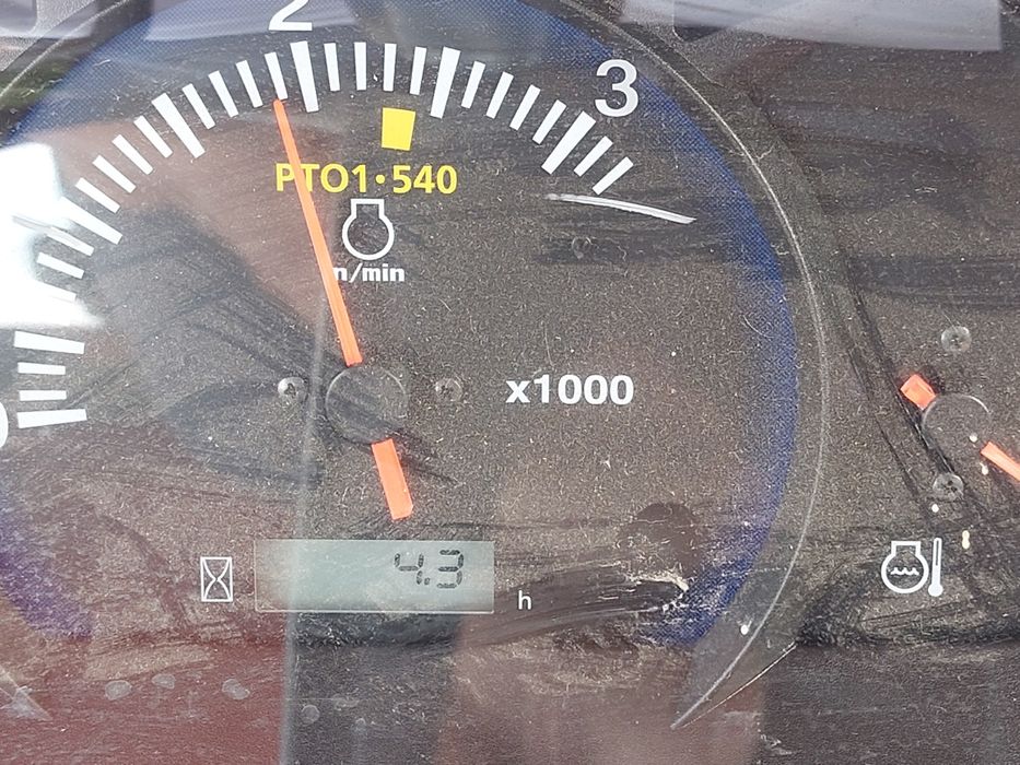 Трактор Kubota l3218