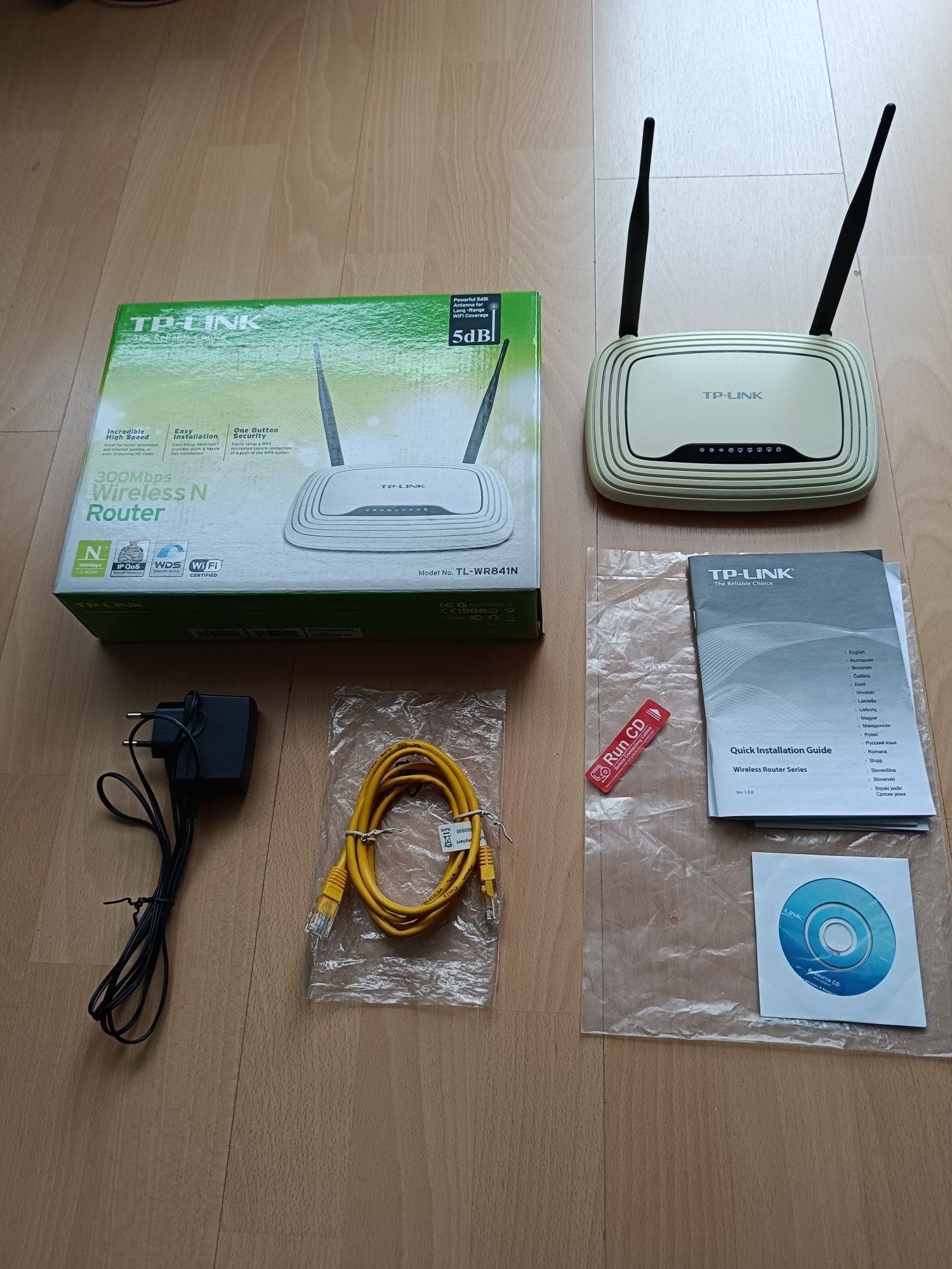 Router TP-Link model WR841N