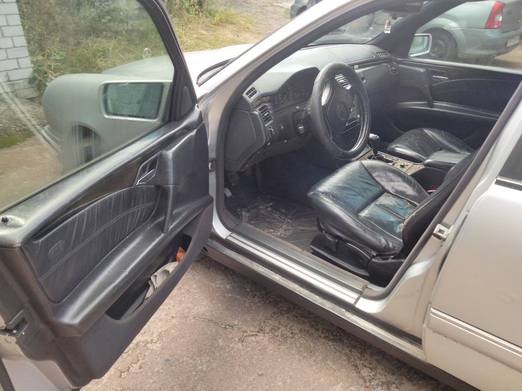 Авто с пробегом Мерседес w210