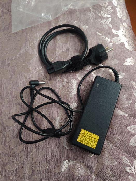 Lenovo 20v  Зарядное устройство для boombox 2 или ноутбуков