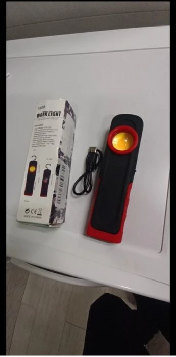 Ліхтар для дефектовки стін під фарбування