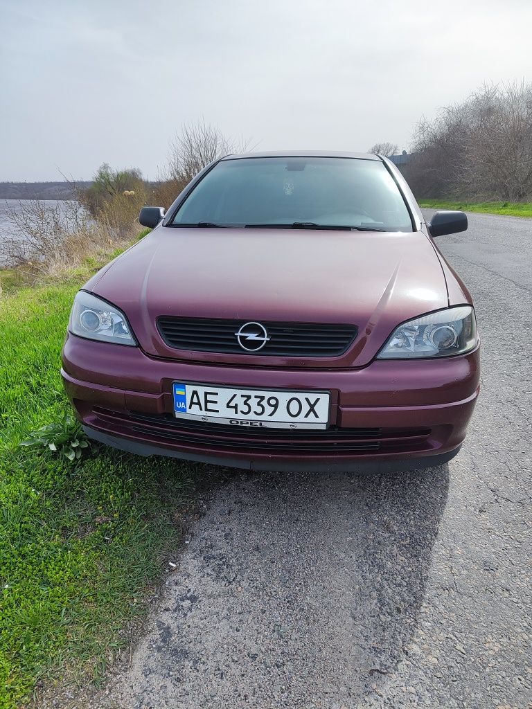 Opel astra G     .