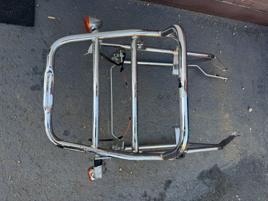 Stelaz kufrow H&B do suzuki GN 125  rocznik 1999