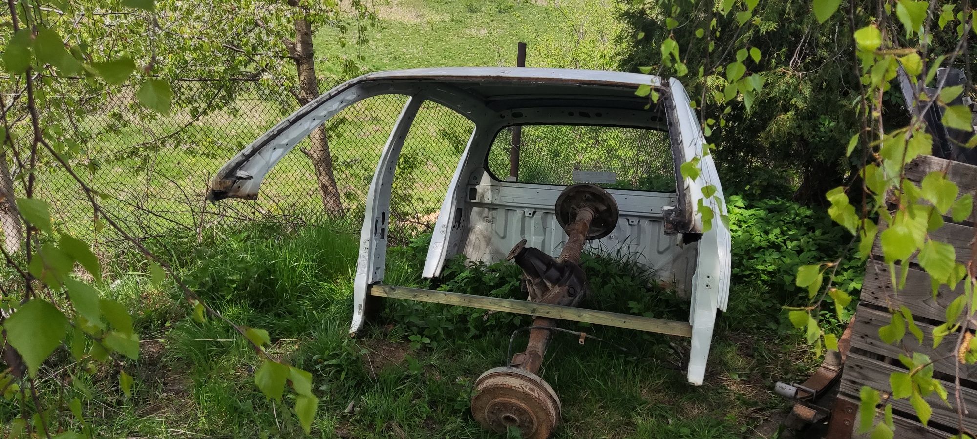 Задній міст редуктор піввісь дах mitsubishi L200 криша