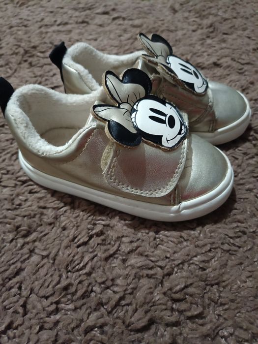 Кросівки , кеди , черевики H&M утеплені 23 розмір