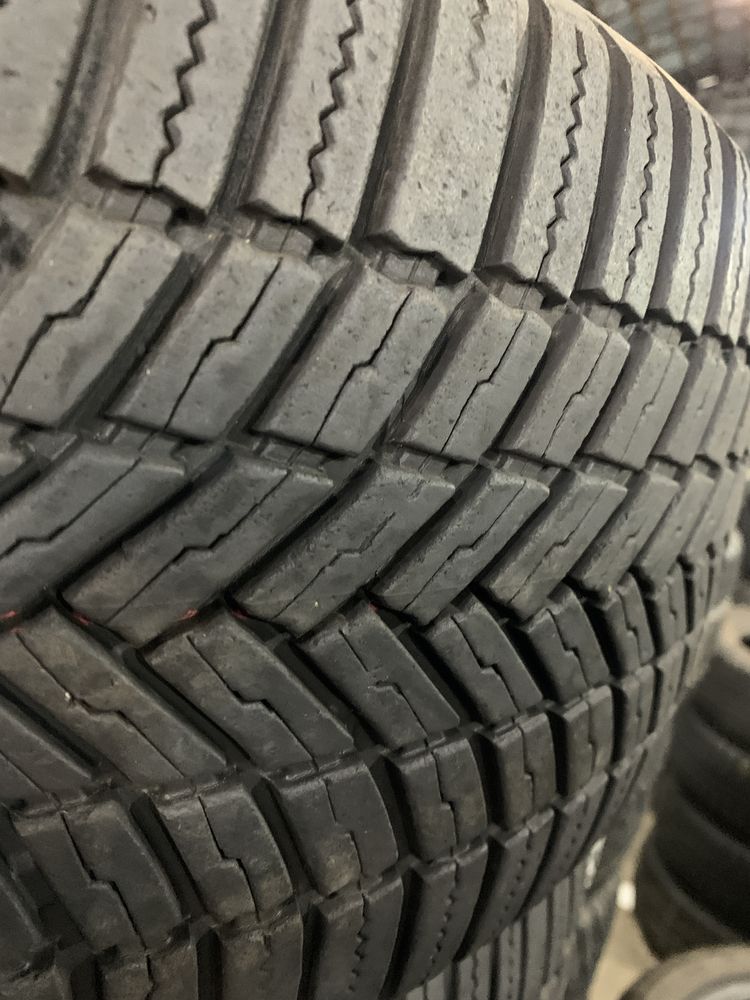Шины б/у всесезонные 225/45 18 Bridgestone weather control 005