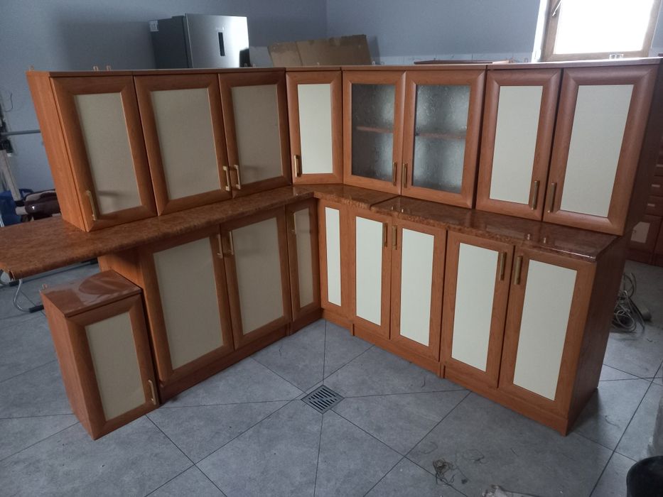 Meble kuchenne narożne