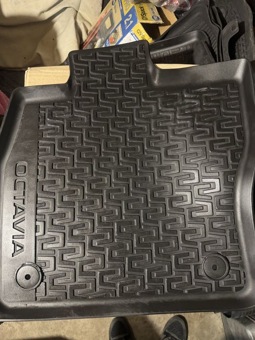 Коврики резиновы Skoda Octavia A7-8 2015-2024г оригинал