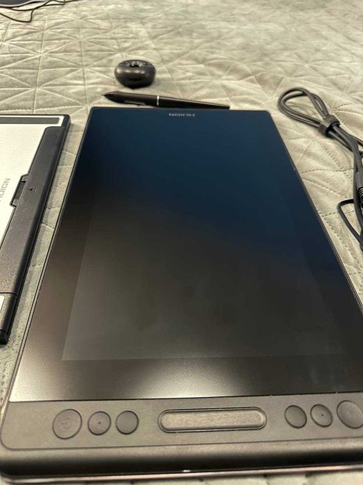 Графічний дисплей Huion Kamvas Pro 13 GT-133