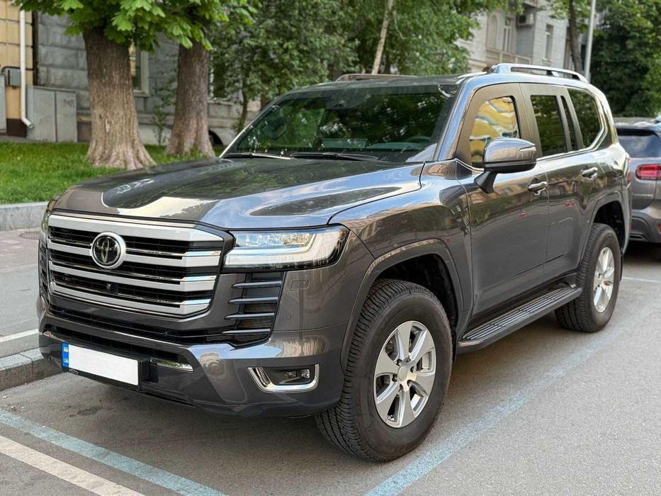 Toyota LC 300 Броньований