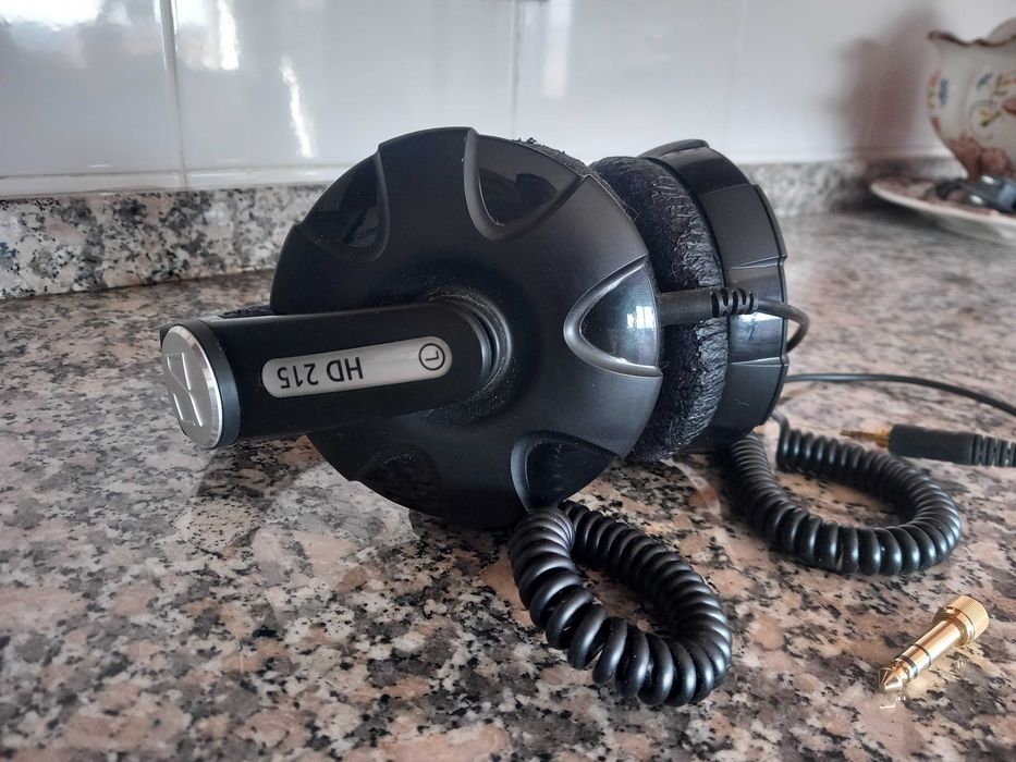 Auscultadores Sennheiser HD 215