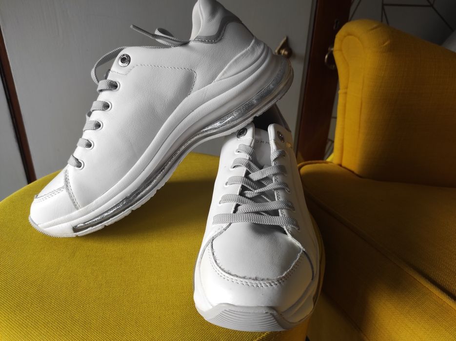 Tommy Hilfiger Sneakersy City Air Runner FW0FW06083 białe sneakersy