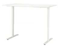 Secretaria Ikea sentado em pe standing desk