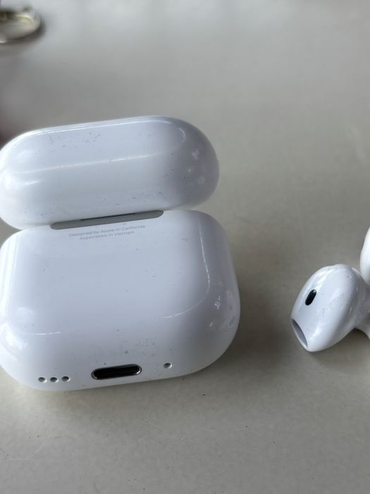 AirPods 4 Com Cancelamento