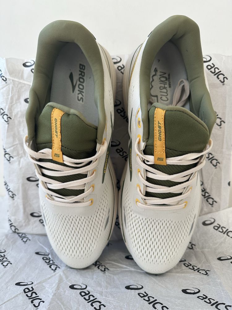 Asics Brooks Ghost 15! Чоловічі кросівки! Розмір 46 30 см!