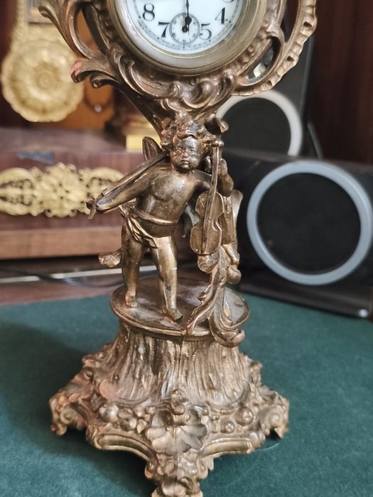 Stary zegar William L. Gilbert Clock Company