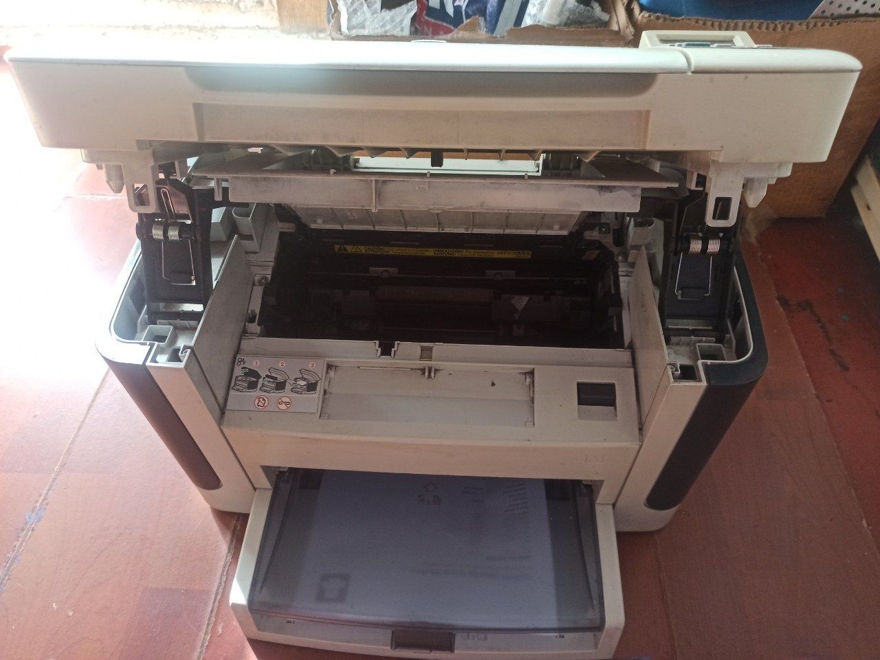 Принтер HP m1120