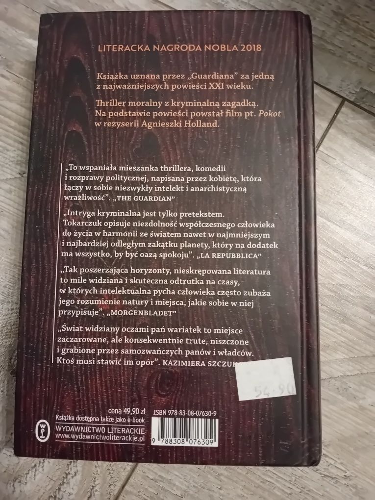 Książka O.Tokarczuk Prowadź swój pług przez kości umarłych