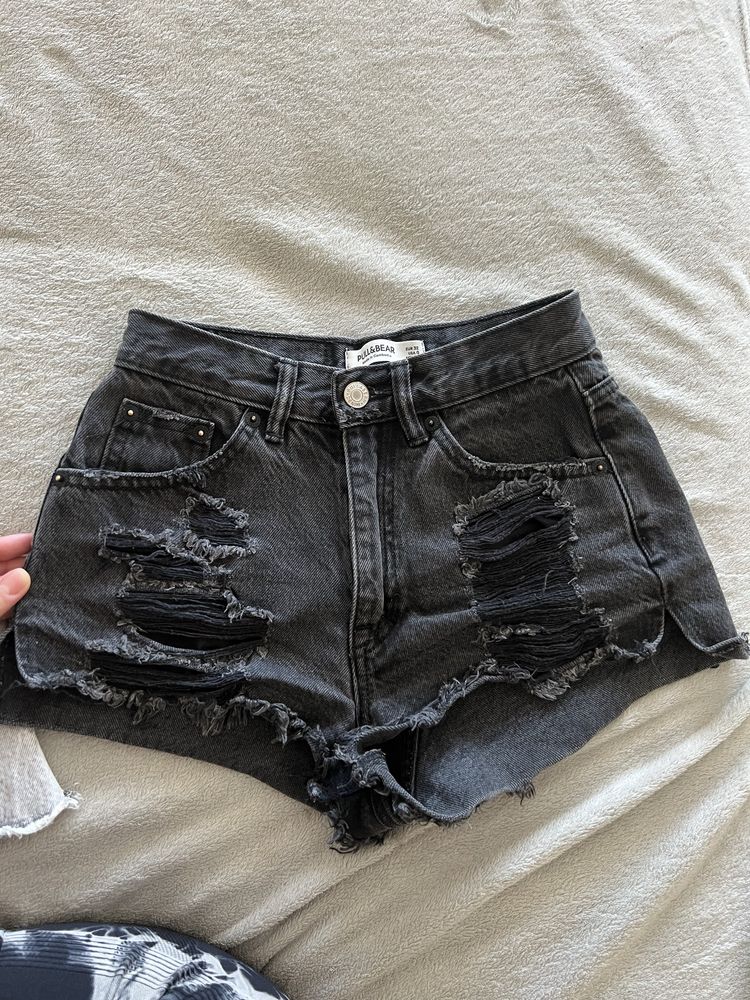 Шорти pull&bear 32