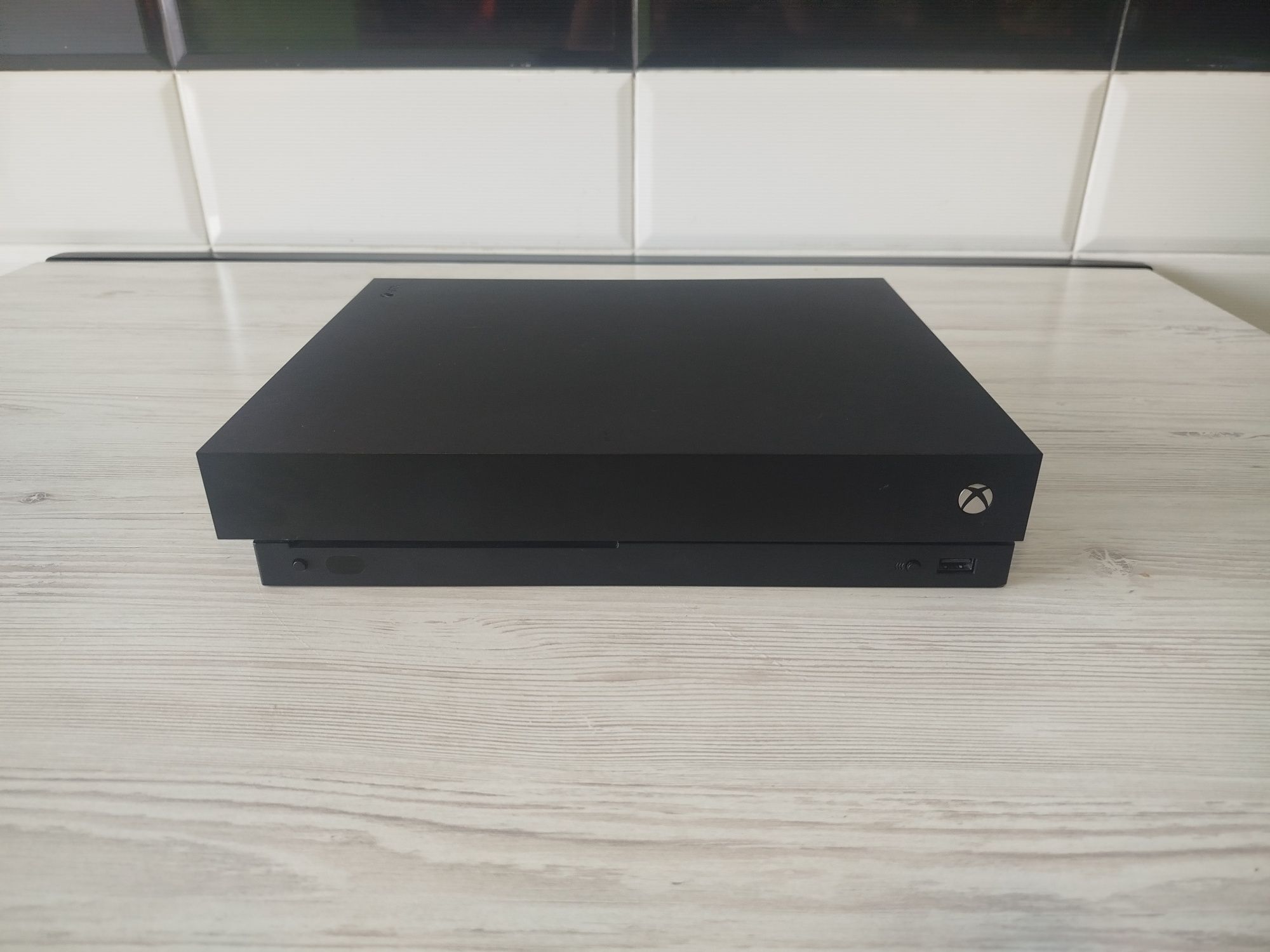 Xbox one x 1 терабайт
