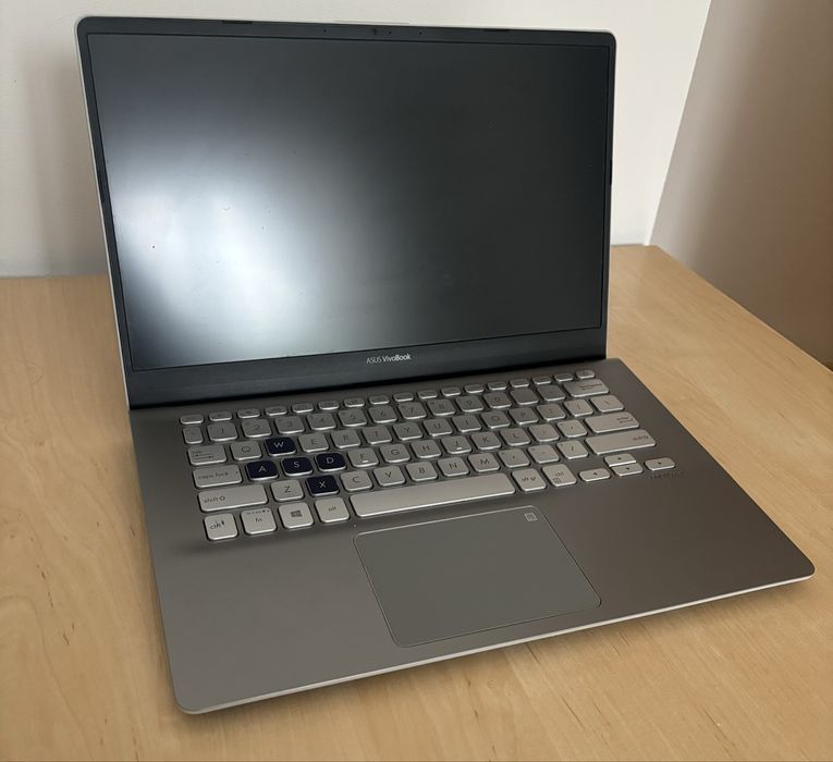 Sklep 3600zl! Asus vivobook 14’ proc i5 geforce mx150 SSD 256GB win11