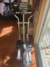 Bicicleta eliptica BH Fitness