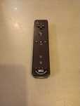 Wii Remote z Motion Plus (1)