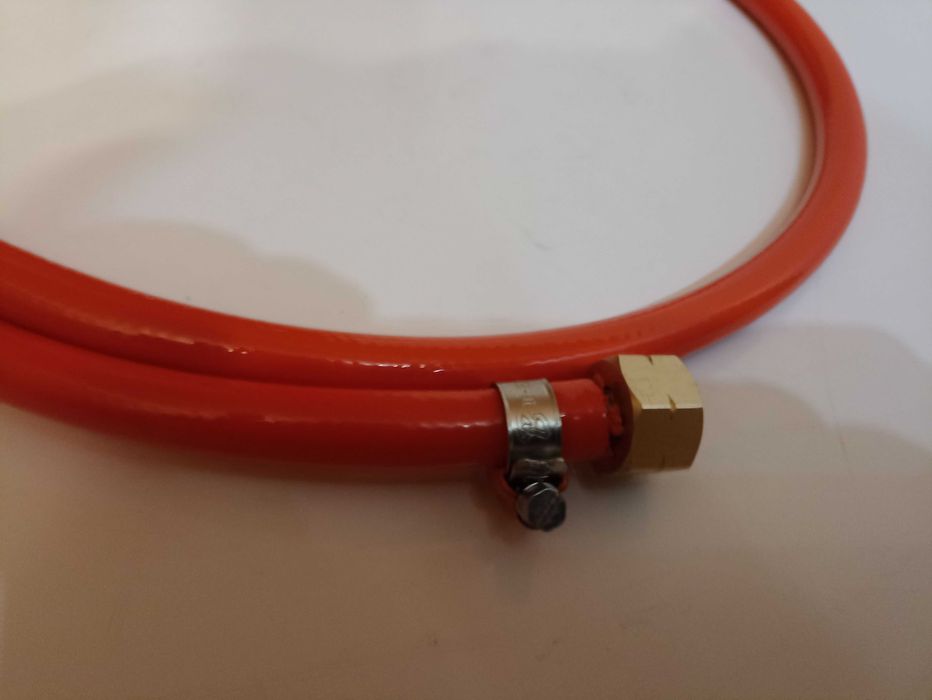 Wąż do reduktora  ze złączką  3/8" L