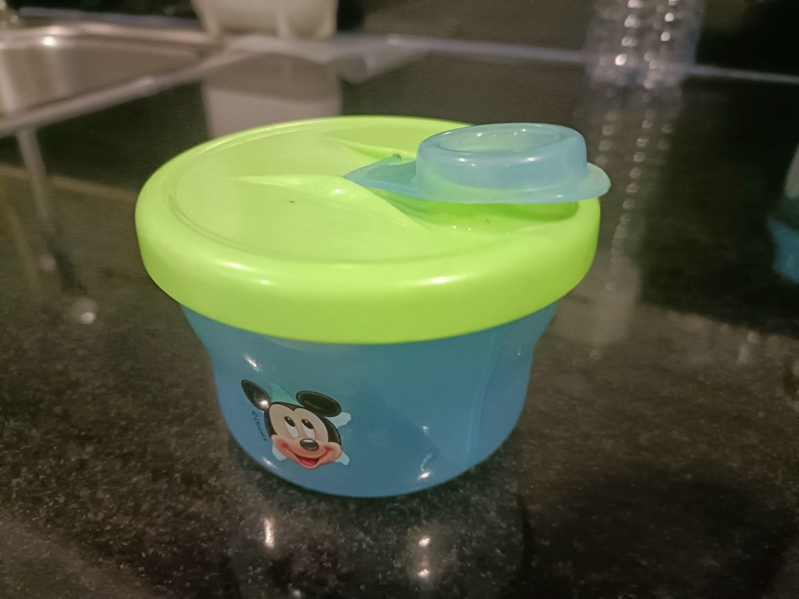 Dispensador de leite em pó Mickey para bebé