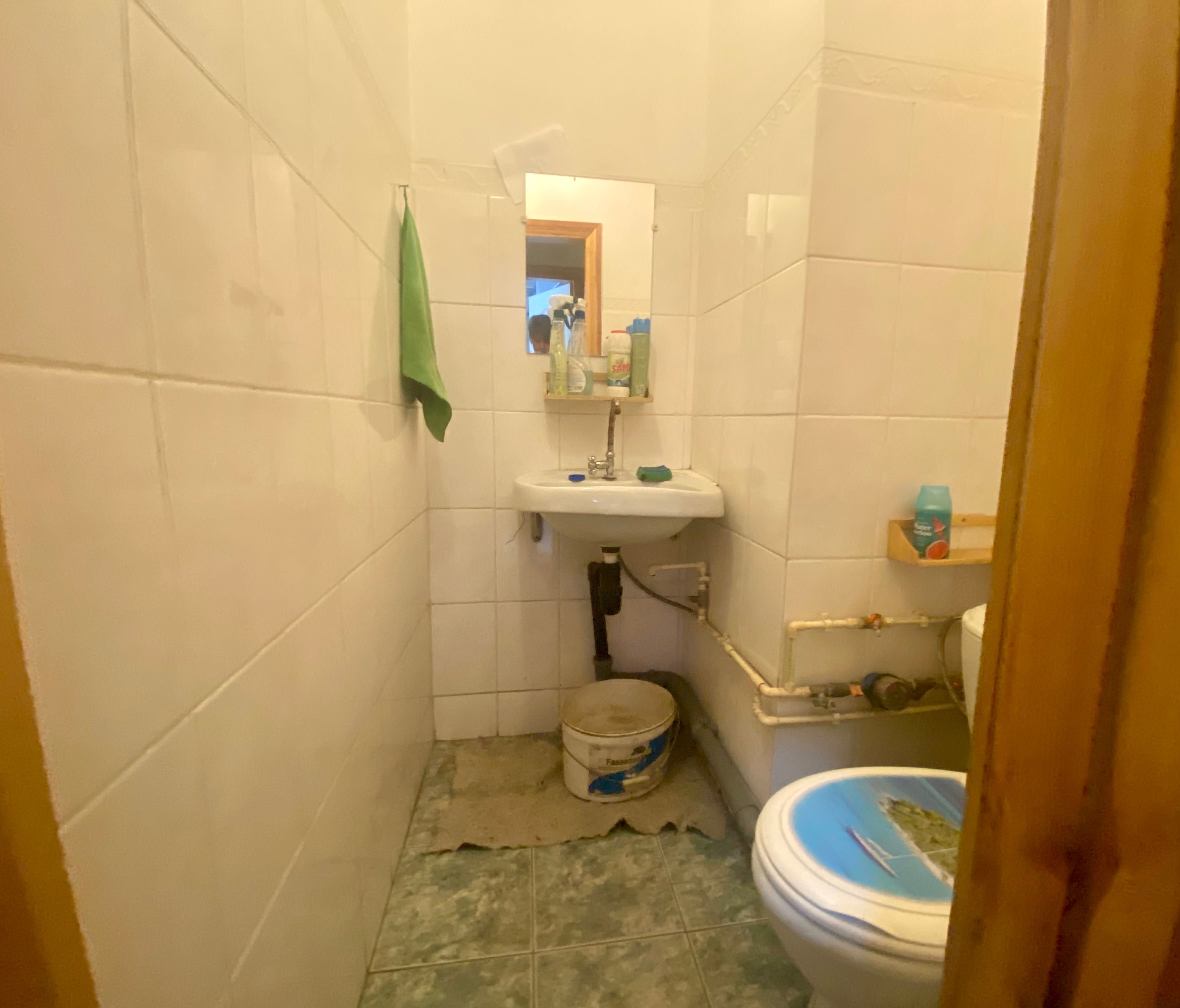 Продается коммерческое помещение 57м2 в Корабельном районе. С2