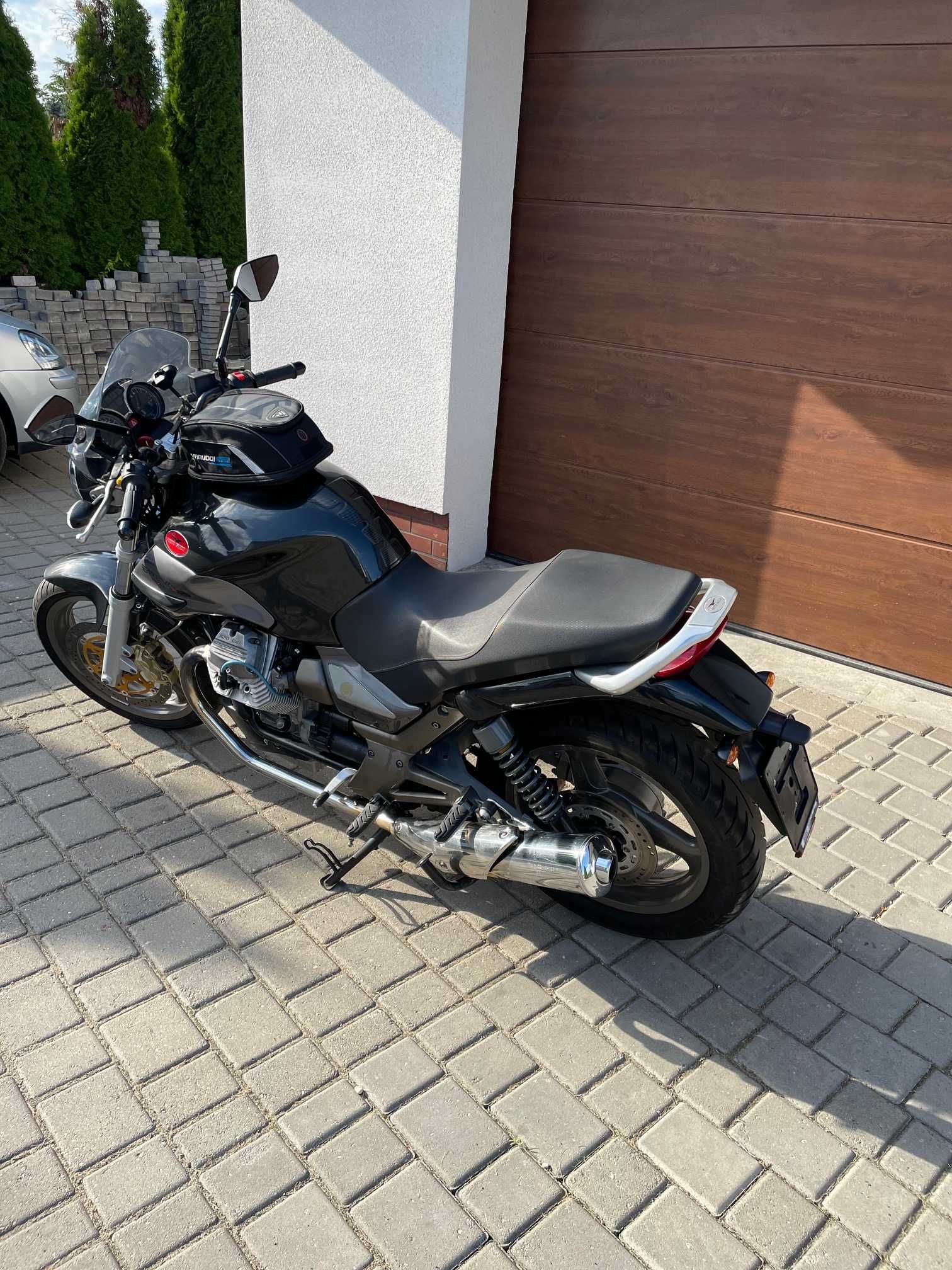 Moto Guzzi Breva