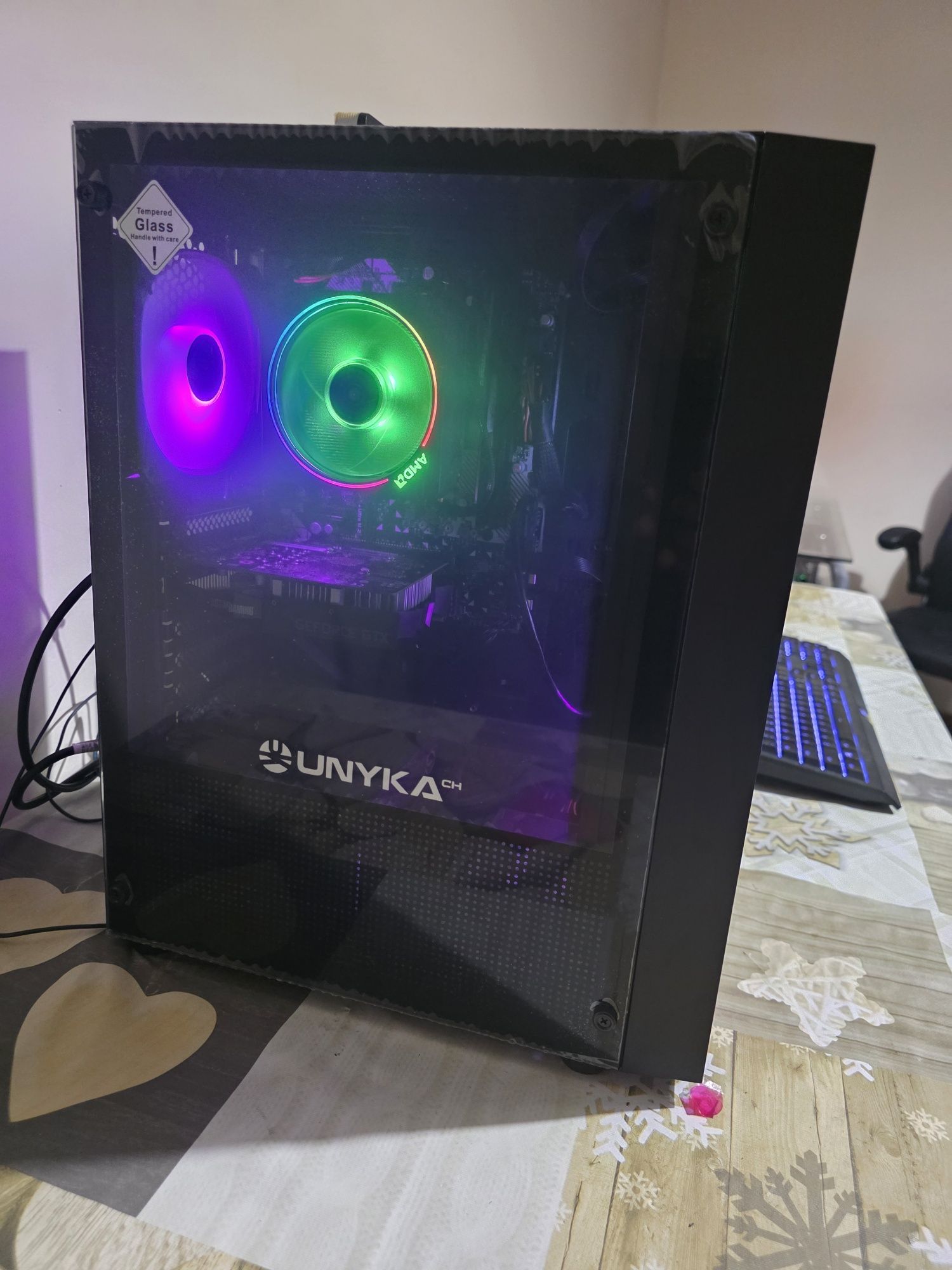 Torre Gaming com um desempenho excelente Fatura e Garantia 

Vendo PC