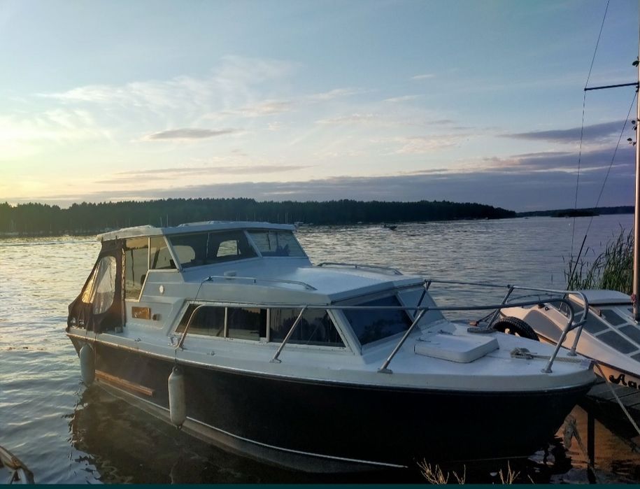 Łódź motorowa, jacht Brichwood. Sprzedam bądź zamienię.