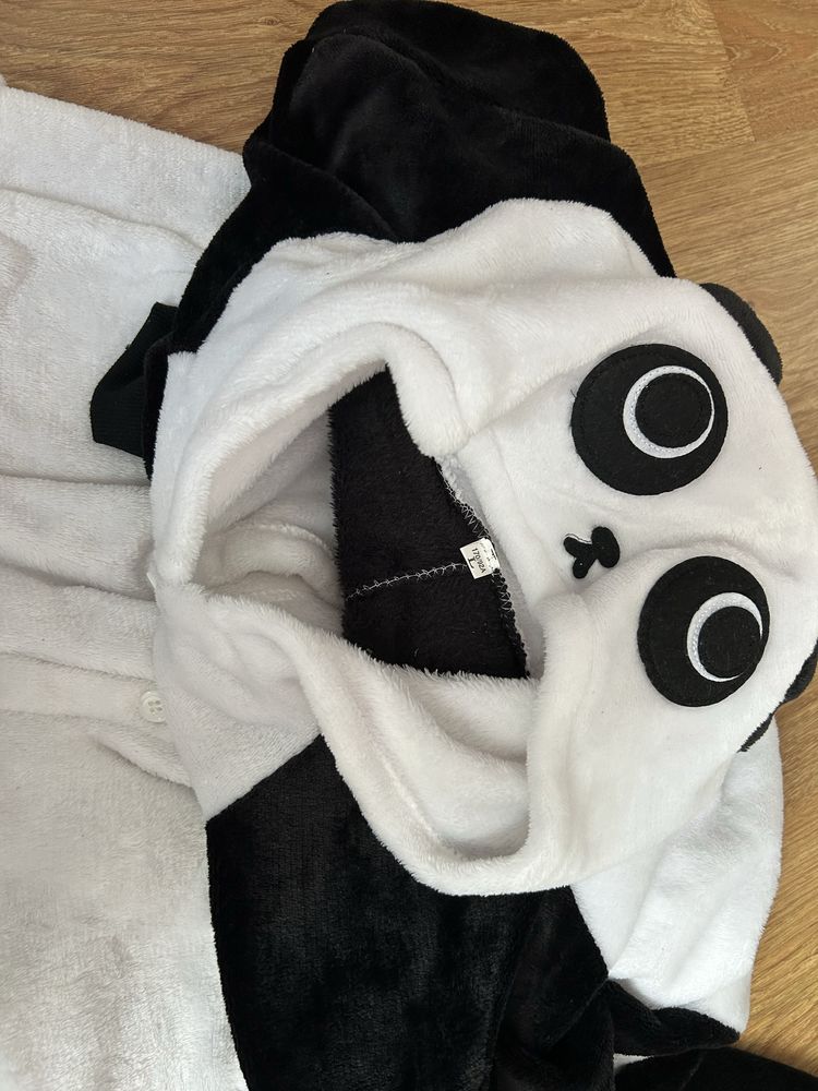 Kostium/piżama panda